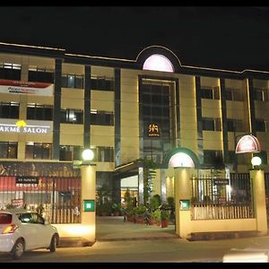 Grand Continental Hotel